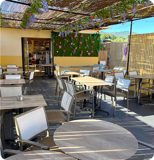 Terrasse Rooftop Ollioules - Restaurant Toulon - La Boussole - meilleur resto OLLIOULES
